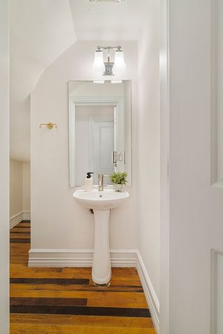 73 Walnut Ave 2, Boston, MA 02119