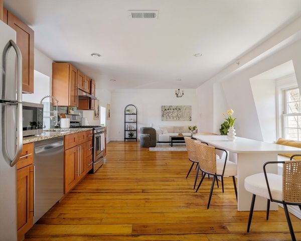 73 Walnut Ave 2, Boston, MA 02119