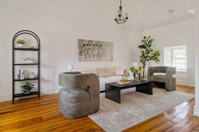 73 Walnut Ave 2, Boston, MA 02119