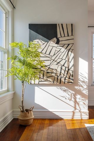 73 Walnut Ave 2, Boston, MA 02119