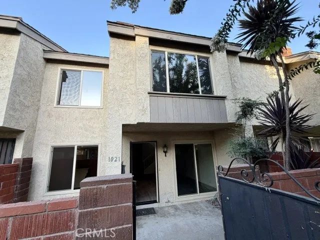 1021 W Lamark Ln, Anaheim, CA 92802