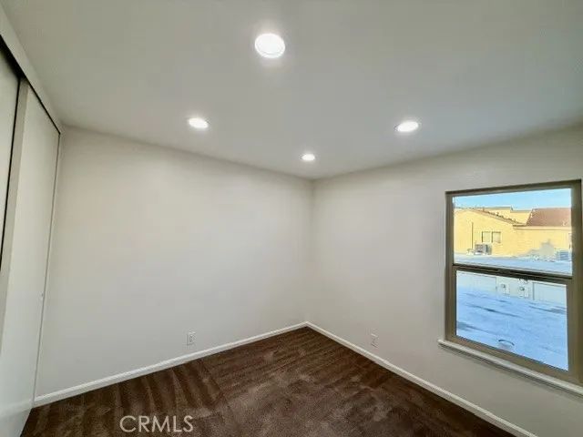 1021 W Lamark Ln, Anaheim, CA 92802
