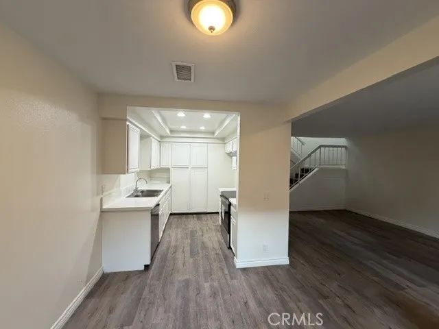 1021 W Lamark Ln, Anaheim, CA 92802