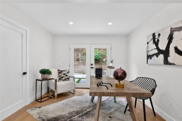 17064 Escalon Drive, Encino, CA 91436
