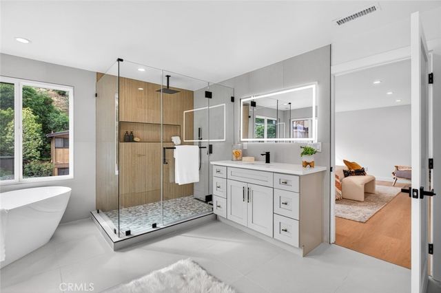 17064 Escalon Drive, Encino, CA 91436