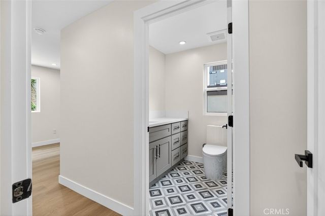 17064 Escalon Drive, Encino, CA 91436