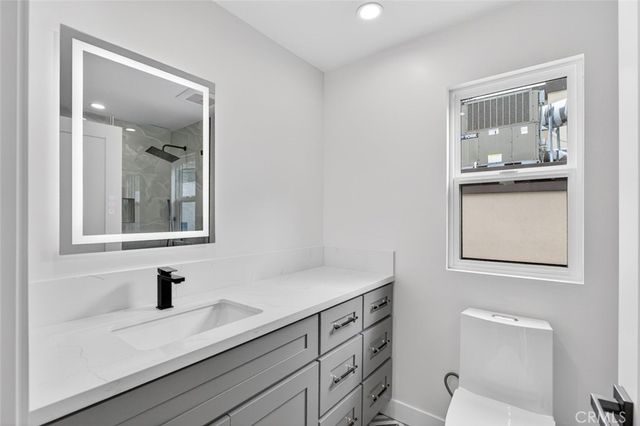 17064 Escalon Drive, Encino, CA 91436