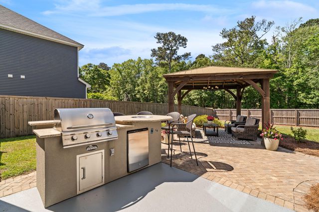 1652 Fishbone Drive, Johns Island, SC 29455