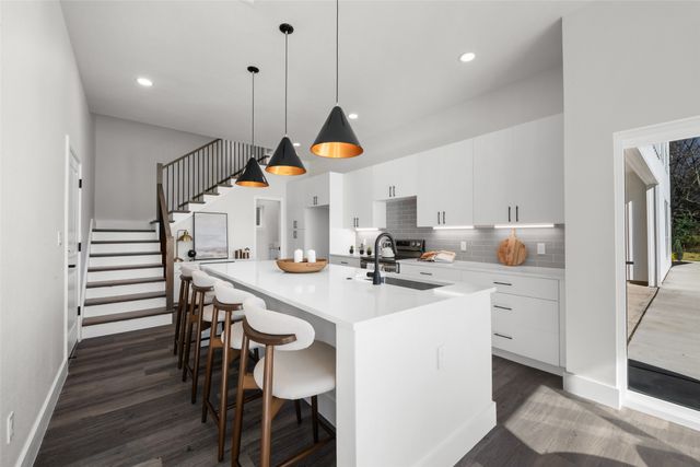 312 S Glasgow Drive, Dallas, TX 75214