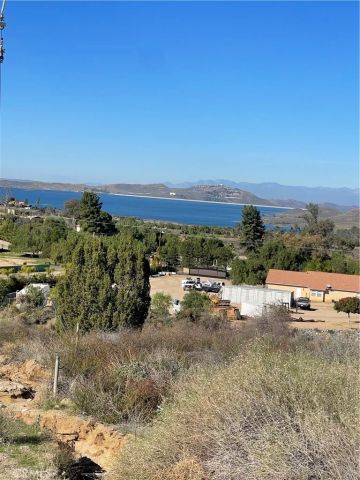 29620 Broadview, Lake Mathews, CA 92570