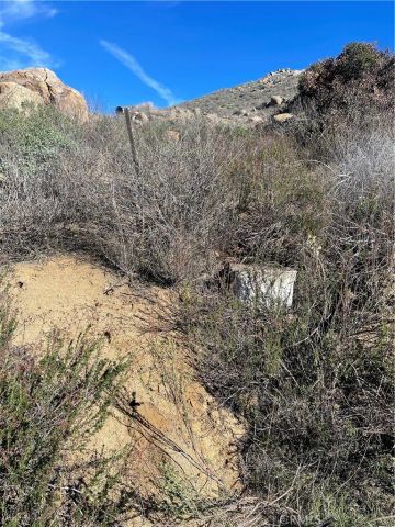 29620 Broadview, Lake Mathews, CA 92570