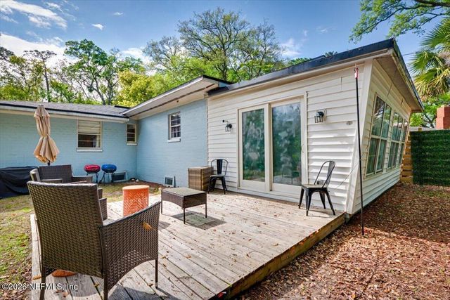 719 SOUTH SHORES Road 1, Jacksonville, FL 32207