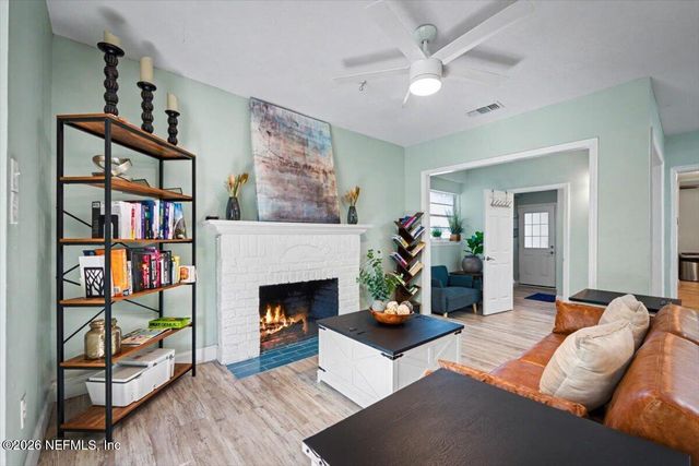 719 SOUTH SHORES Road 1, Jacksonville, FL 32207