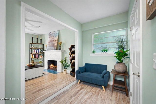 719 SOUTH SHORES Road 1, Jacksonville, FL 32207