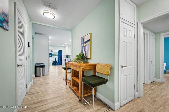 719 SOUTH SHORES Road 1, Jacksonville, FL 32207