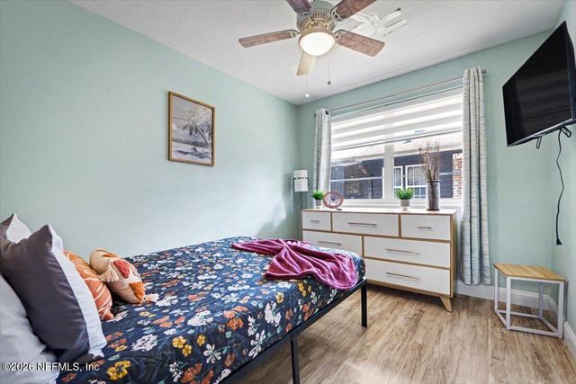 719 SOUTH SHORES Road 1, Jacksonville, FL 32207