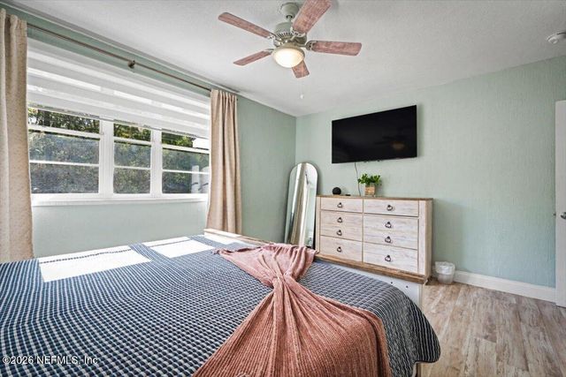 719 SOUTH SHORES Road 1, Jacksonville, FL 32207