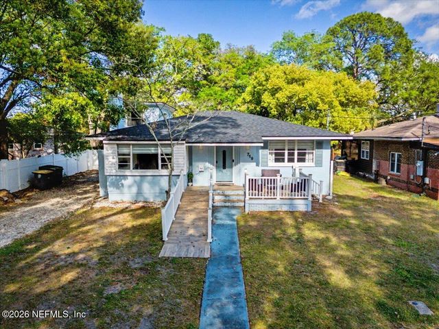 719 SOUTH SHORES Road 1, Jacksonville, FL 32207
