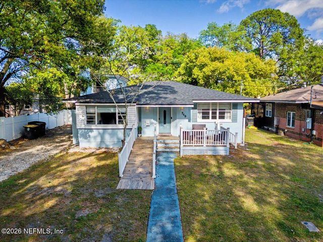 719 SOUTH SHORES Road 1, Jacksonville, FL 32207