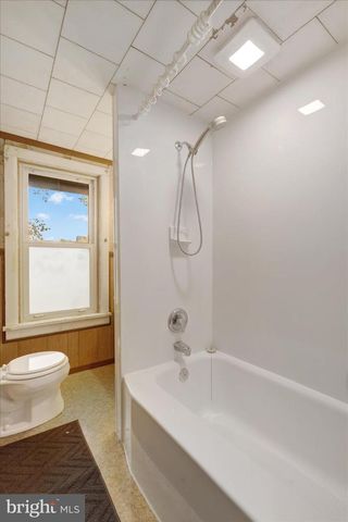 1725 SYCAMORE ST, Harrisburg, PA 17104