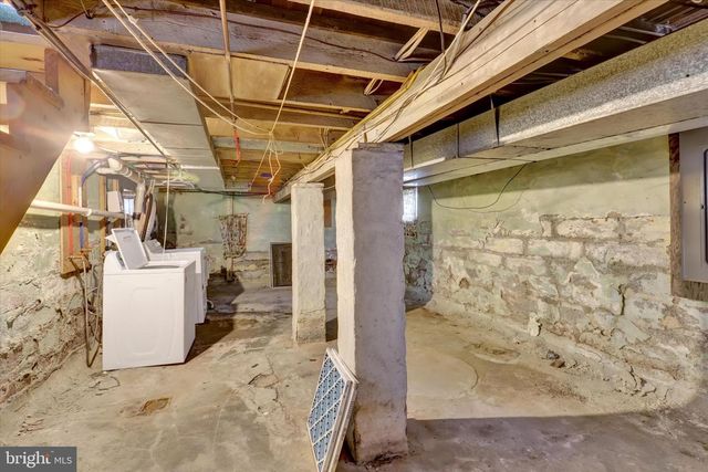 1725 SYCAMORE ST, Harrisburg, PA 17104