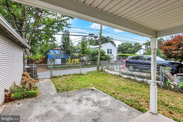 1725 SYCAMORE ST, Harrisburg, PA 17104