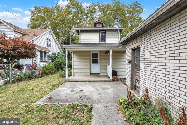 1725 SYCAMORE ST, Harrisburg, PA 17104