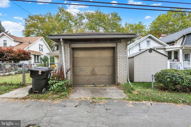 1725 SYCAMORE ST, Harrisburg, PA 17104