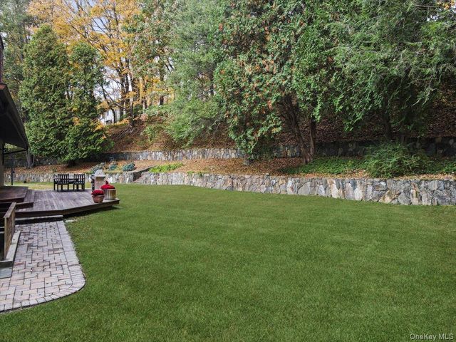 20 Faraway Road, Armonk, NY 10504