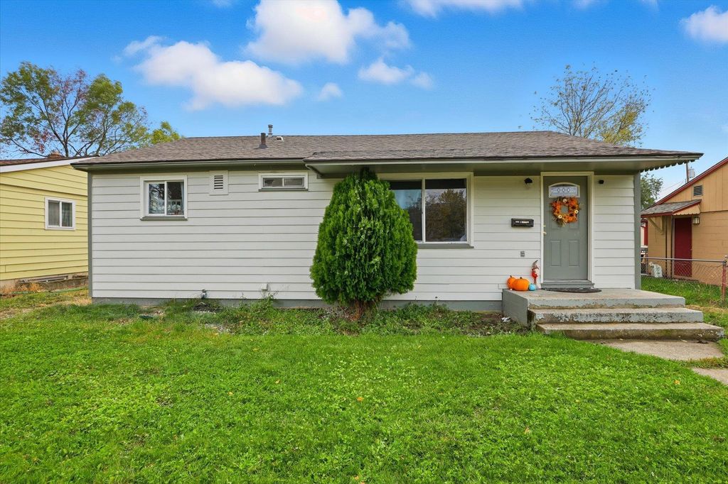 2824 E Marshall Ave, Spokane, WA 99207