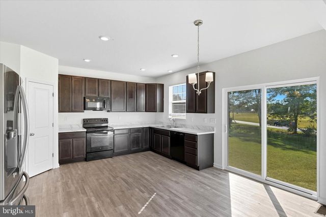 77 BENNINGTON WAY, Carlisle, PA 17013