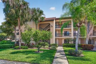 10174 Mangrove Drive 201, Boynton Beach, FL 33437