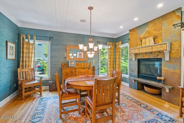 164 Kennewyck Circle, Guilderland, NY 12159