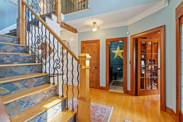 164 Kennewyck Circle, Guilderland, NY 12159