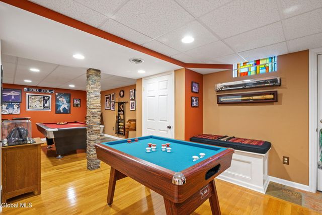 164 Kennewyck Circle, Guilderland, NY 12159