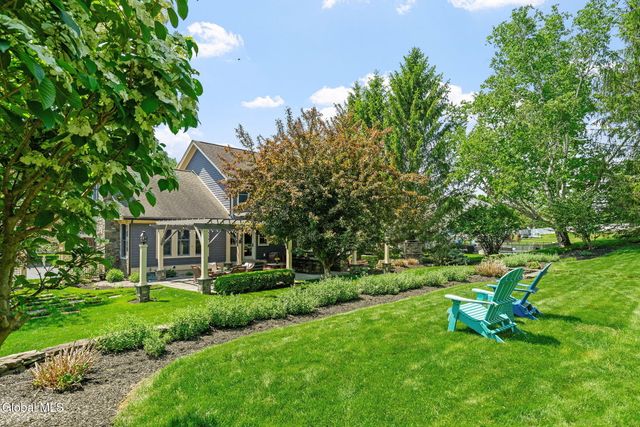 164 Kennewyck Circle, Guilderland, NY 12159