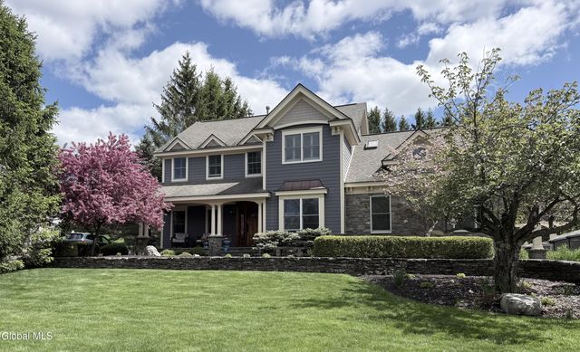 164 Kennewyck Circle, Guilderland, NY 12159