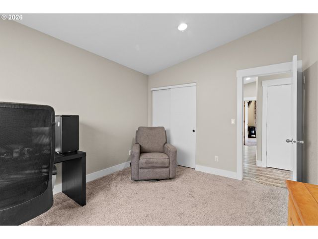 3700 NICHOLSON Rd, Vancouver, WA 98661