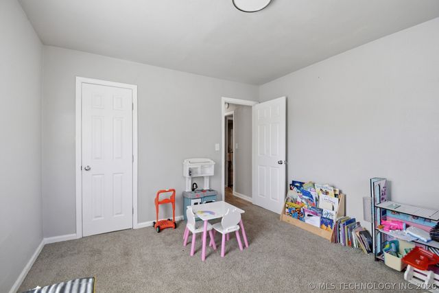 332 E Zion Street, Tulsa, OK 74106