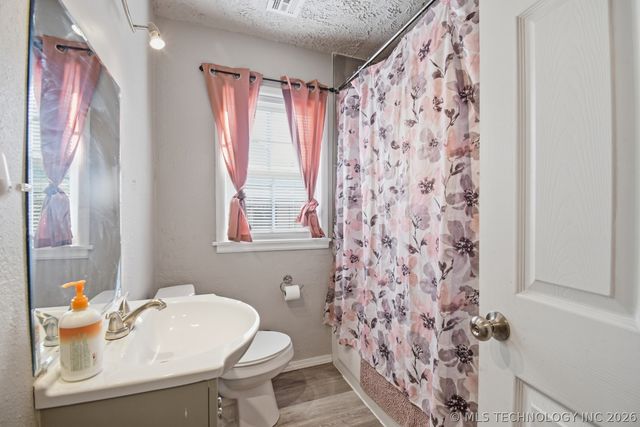 332 E Zion Street, Tulsa, OK 74106