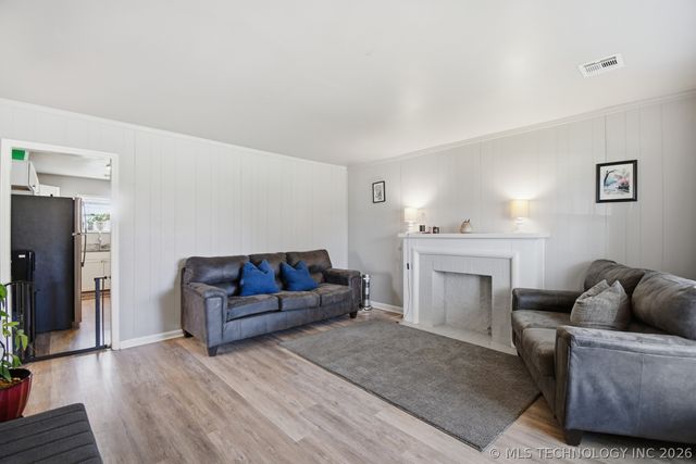 332 E Zion Street, Tulsa, OK 74106