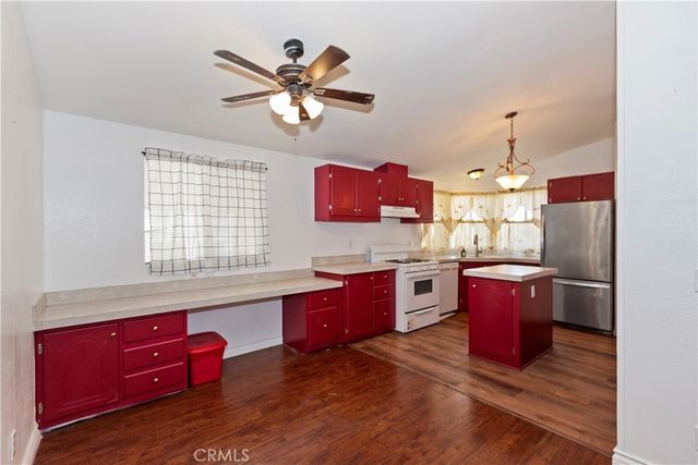 21210 Arrow Highway 36, Covina, CA 91724