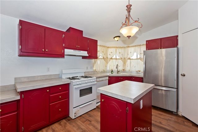 21210 Arrow Highway 36, Covina, CA 91724