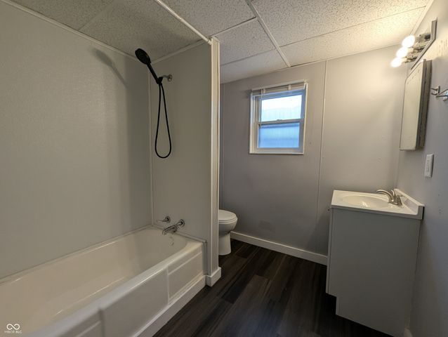 312 S Gharkey Street, Muncie, IN 47305