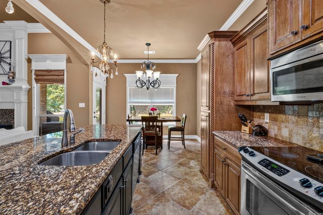 6021 Hardin Dr, Bryant, AR 72022