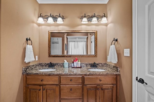 6021 Hardin Dr, Bryant, AR 72022