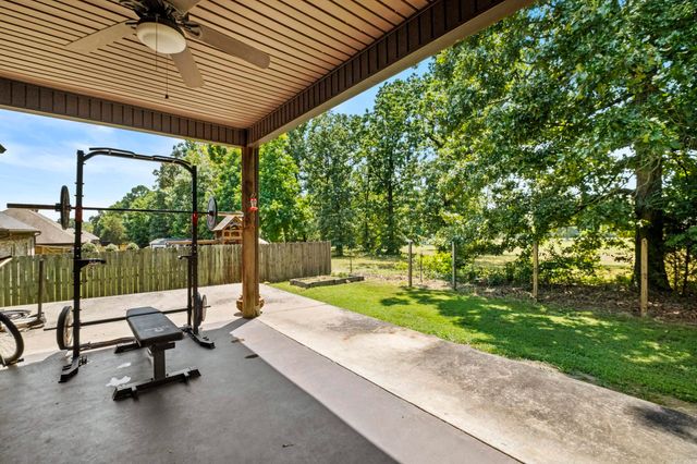 6021 Hardin Dr, Bryant, AR 72022