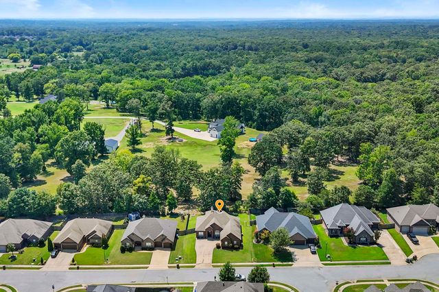6021 Hardin Dr, Bryant, AR 72022