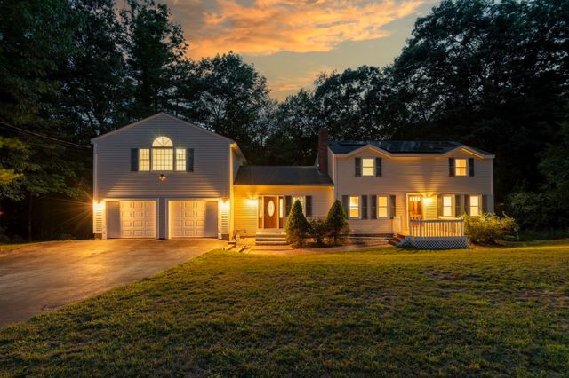 88 Forrest Rd, Westford, MA 01886