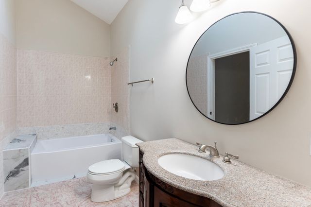 88 Forrest Rd, Westford, MA 01886